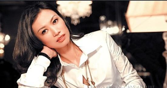 傳奇與爭議 鄧文迪的婚姻抉擇與人生密碼